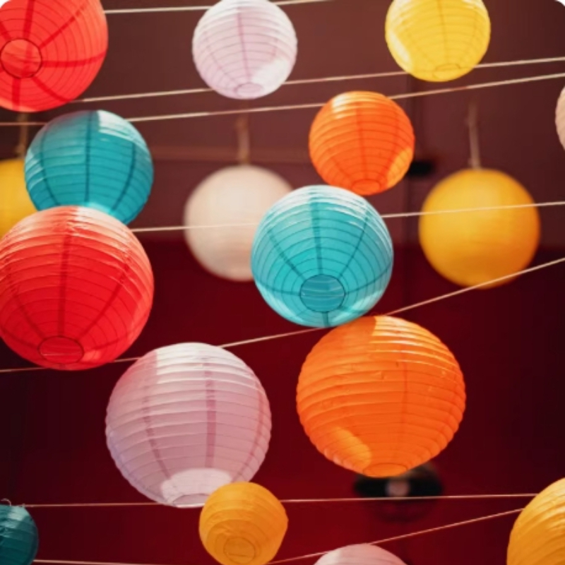 Wielokolorowe chińskie lampion – Supply Wedding Venue recenzja i cena